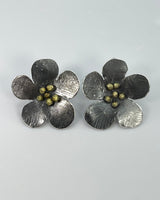 Himatsingka Rounded Daniel Flower Earrings