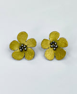 Himatsingka Daniel Flower Earrings
