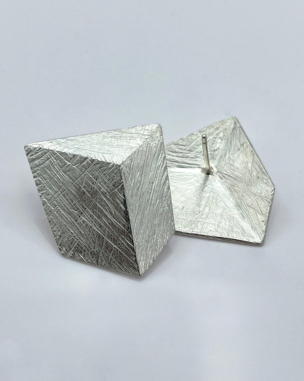 Heather Guidero Carved Corner Earrings