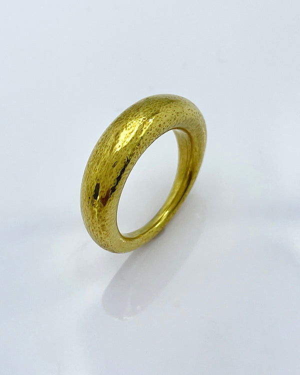 Vaubel Designs Single Band Ring in Gold