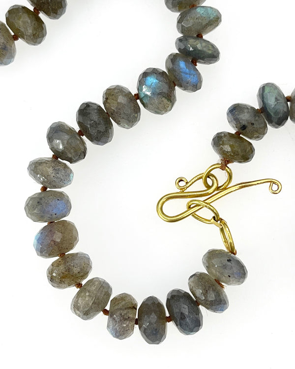 Labradorite with 9k S-Clasp Necklace