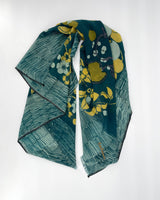 The Pear and the Hermit Bush Warbler Scarf