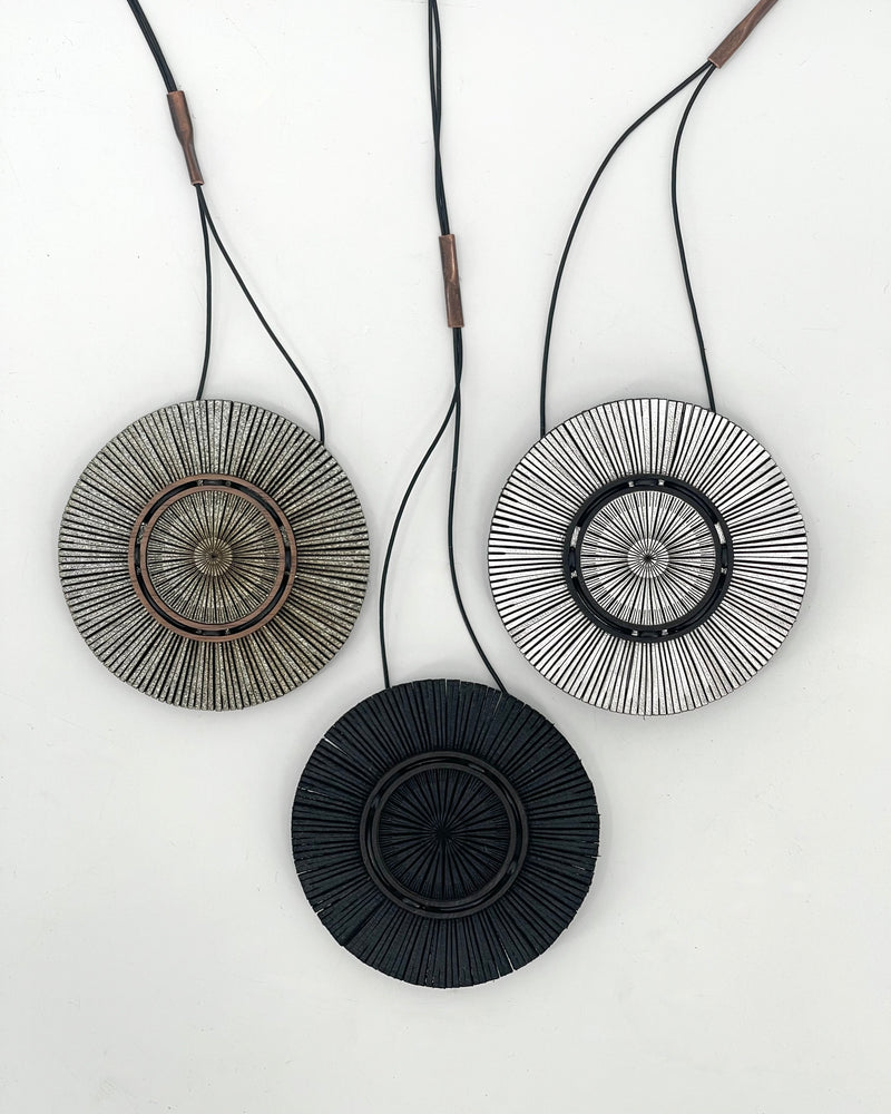 Oropopo Saulė Necklaces