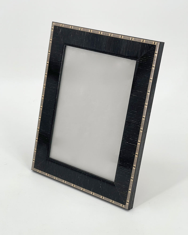 Solid Color with Inlay Border Frame