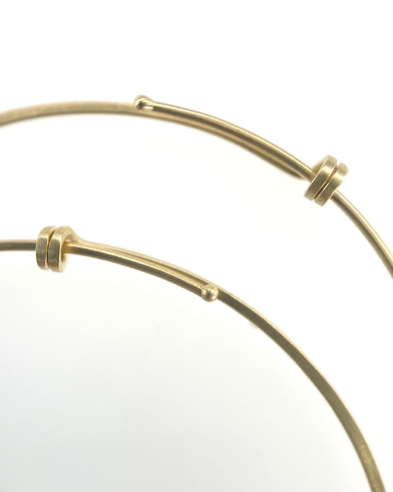 Carla Caruso Round Dainty Hoops